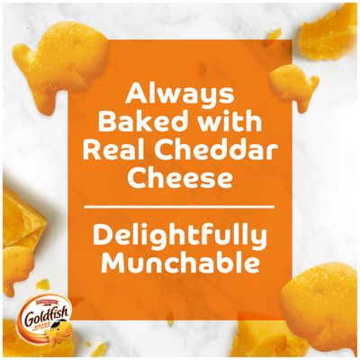 Goldfish Crackers, Cheddar Crackers, Family Size, 10 Oz Bag
