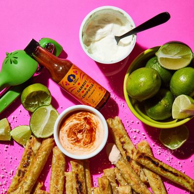 Hot N Saucy Carrot N Chipotle Hot Sauce, 5 fl oz