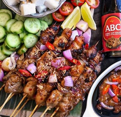 ABC Sweet Soy, Black Dark Marinade, 20.3 Oz (Pack of 2), Savory Sauce, Dip, Stir-fry, Glaze, Vegan, No MSG, Plant-based, Halal, Umami Flavor, Indonesian Kecap Manis Made with Coconut Sugar