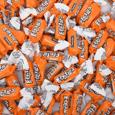 Tootsie Roll Mango Frooties - 2 Pound Bag of Individually Wrapped Chewy Candy - Gluten Free, Peanut Free - Mango, 38.8 oz.