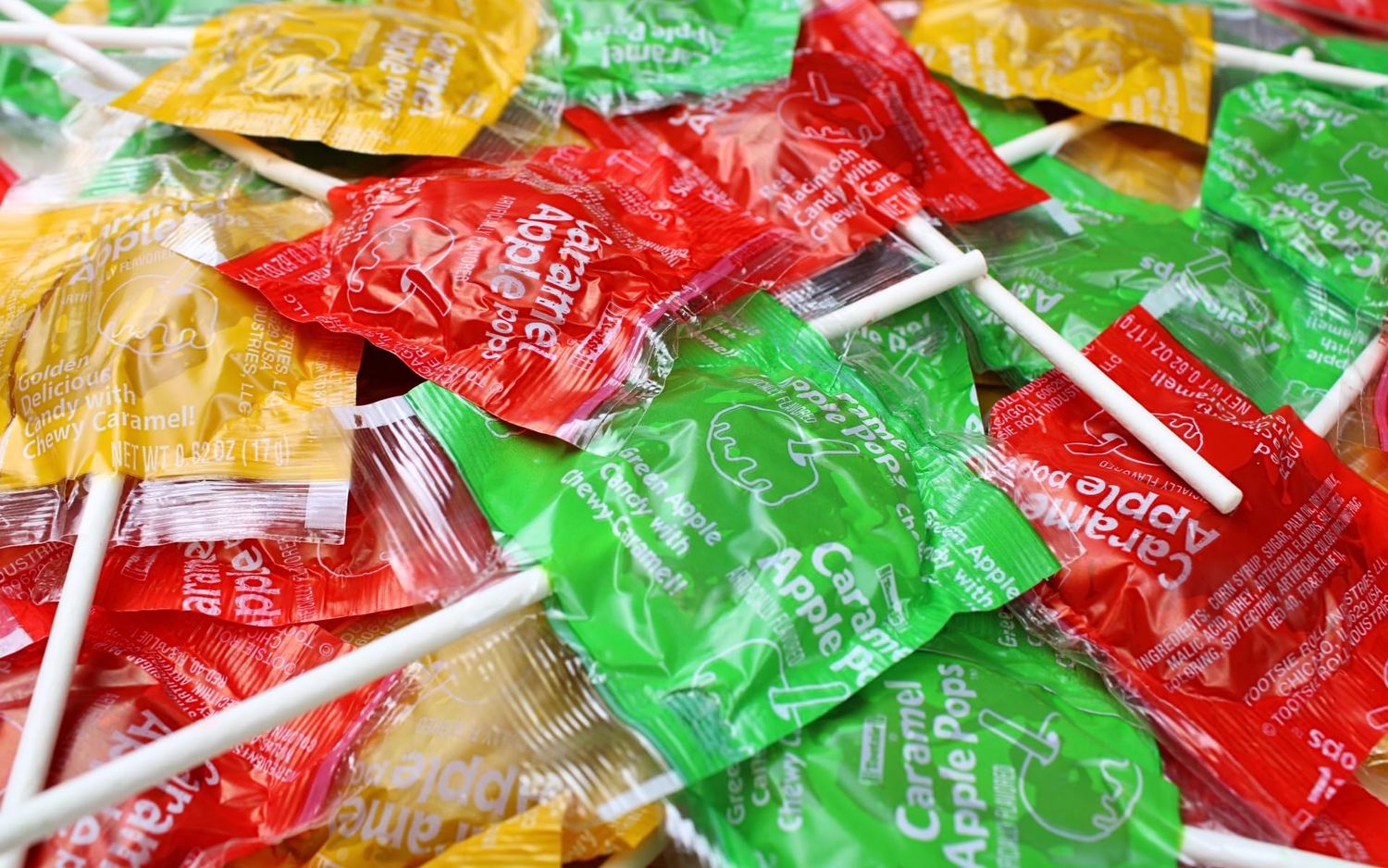 Assorted Caramel Apple Lollipops, Delicious Fall Flavored Caramel Apple Suckers Bulk, by Queen City Candy Cave (1 Pound)