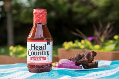 Head Country Bar-B-Q Sauce, Hot & Spicy Soy Free, Gluten Free Spicy BBQ Sauce With No Added Preservatives Spicy & Tangy Championship Barbecue Sauce For Pizza, Spuds & Wings 160 Ounce, Pack of 1