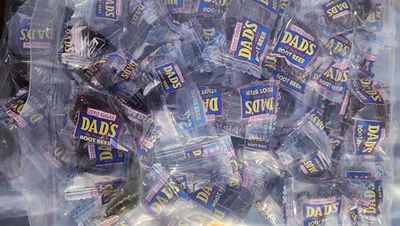 Dad&#39;s Original Sugar Free Root Beer Barrels - Individually Wrapped Root Beer Barrels - Sugar Free Candy. Weight: 8 oz