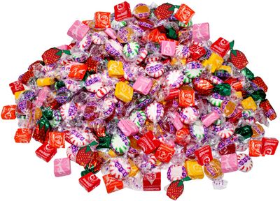 ASSORTIT X Starburst Collab Holiday Bulk Special Assorted Starbursts &amp; Hostess Mix Fruit Pops 9.75 Lb Bulk Soft Chewy &amp; Hard Candy Mixed Assortment Value Pack 700 Pcs (140 oz)