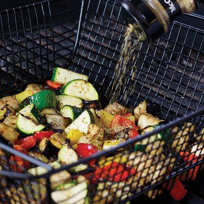 McCormick Grill Mates Spices, Everyday Grilling Variety Pack (Montreal Steak, Montreal Chicken, Roasted Garlic &amp; Herb, Hamburger), 4 Count