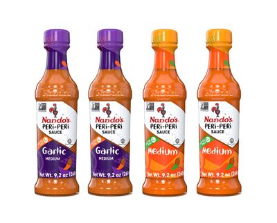 Nando&#39;s PERi-PERi Signature Hot Sauce Pack - Our Flavorful Medium Sauce and Garlic Sauce Bundle - Piri Piri Sauce Set 9.1oz Bottle (4 Pack)