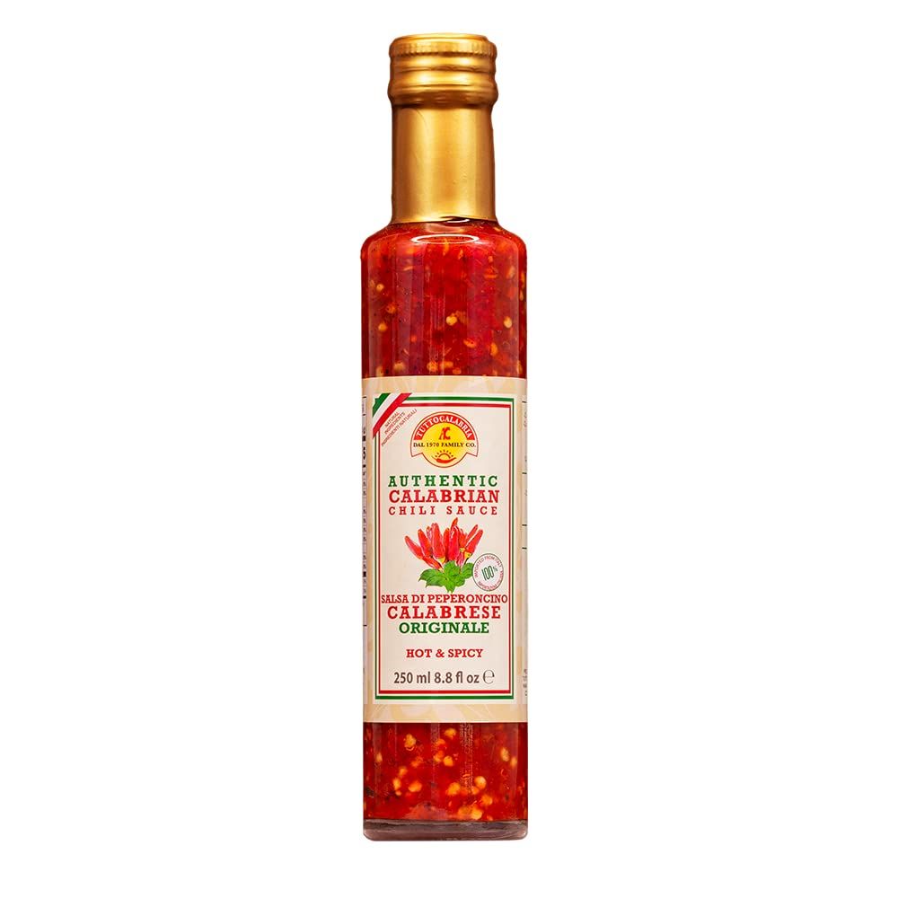TUTTOCALABRIA Chunky Calabrian Hot Sauce, Heat Scale: Medium/Hot, Madewith Calabrian Chili Peppers, Real Ingredients, Great on Chicken Wings, Pizza or as a Substitute for your Favorite Condiment