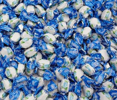 MINT DROPS Hard Candy 1 lb - Bulk Bag, Breath Freshening, Unbelievable Mintiness, Individually Wrapped (270 Pieces), Colombina