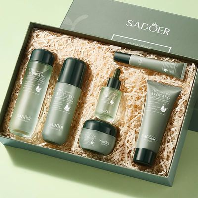 Avocado Skincare Sets, 6Pcs Skincare Gift Set with Facial Cleanser, Face Serum, Face Cream, Eye Cream, Toner, moisturizing Lotion, Skin Care Sets &amp; Kits, Hydrating Facial Kit for women