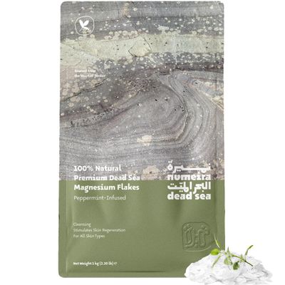 Numeira Dead Sea Magnesium Flake Bath Soak - 100 Pure Magnesium Chloride Flakes wPeppermint Infused Essential Oil (2.2 lb Bulk)