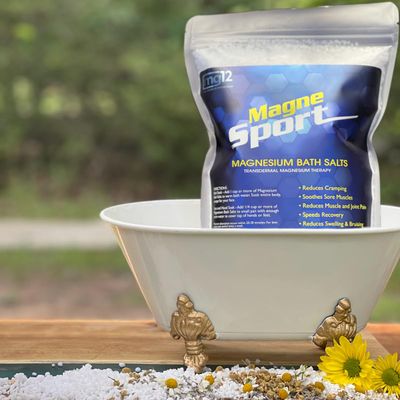 MagneSport Magnesium Bath Salts - Improved Recovery for Peak Performance (2.2 lbs)
