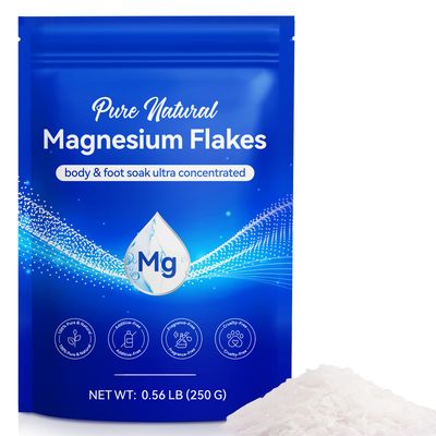 Magnesium Flakes, Magnesium Flakes for Bath, Magnesium Flakes is Absorbed Through The Skin, It Reduces Muscle and Joint Soreness. Simply Pour into Warm Water to Dissolve-8.81oz