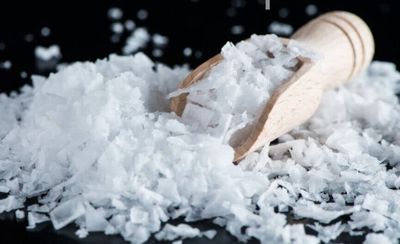 Pure Magnesium Flakes, 1lb Great for Foot Body Bath Soaks Natural Magnesium Chloride Minerals Better Absorption Over Epsom Salt Relaxation Skin Hydration Support