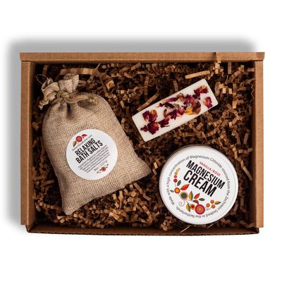 Natural Spa Gift Box, Self Care Kit for Women - Chamomile Bath Salts, Vanilla Rose Magnesium Cream, Non-Toxic Soy Wax Melts - Mother&#39;s Day Gift, Easter Basket for Women, Pregnancy Box