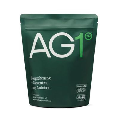 AG1 Greens Powder Supplement Improve Gut Health Multivitamin, Probiotic, Gluten Free, Vegan and Keto Friendly 75 Vitamins (Athletic Greens) - Refill Pouch Only