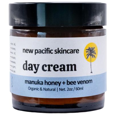 New Pacific Skincare Organic Bee Venom Manuka Day Barrier Face Moisturizer Hydrating, Anti-Wrinkle, Collagen Booster 2.5 month supply, 2oz60ml Made in New Zealand