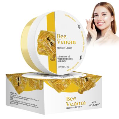 SMIUBA Bee Venom Cream 1PC, Soothing Face Moisturiser, Natural Skin Moisturizer for All Body Repair, Soothes, and Revitalize, Deep Moisturizing and Nourishing Cream for All Skin Types, 1.41 oz, White