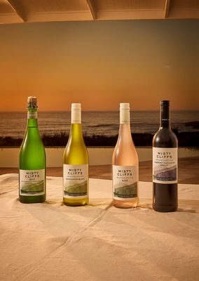 Misty Cliffs Premium Non-Alcoholic Wine Multi-Pack