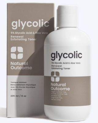 Natural Outcome Glycolic Acid Toner 5 for Face Gentle Exfoliating Toner - with Aloe Vera Quinoa Extract Advance Anti-Aging Toning Solution Rejuvenates Skin Minimizes Pore Appearance 8 oz