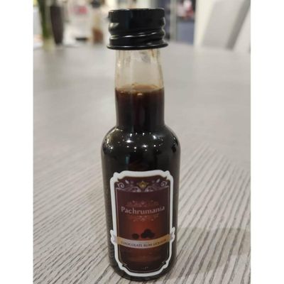 Pachrumania chocolate rum liquor 1.5oz-50ml. Deliciously indulgent treat for chocolate and rum lovers. (1.5 oz)