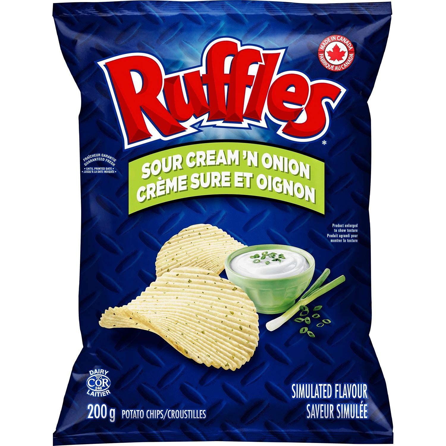 Ruffles Sour Cream &#39;n Onion Potato Chips (200g7.1 oz.) Imported from Canada