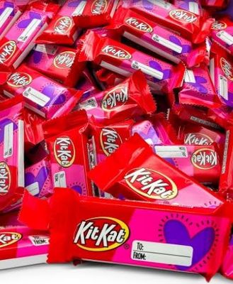 KltKat Mother&#39;s Day Milk Chocolate Wafers - 1 Pounds (Approx. 30 Bars), Individually Wrapped with &quot;To From Exchange&quot; Snack Size Crisp Wafers In Milk Chocolate Candy Bars
