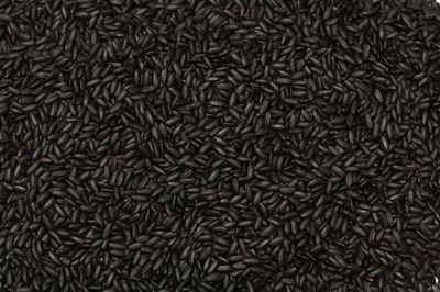Yupik Organic Ancient Black Rice, 2.2 lb (35.2 oz), USDA certified, Kosher, Gluten-free, Whole Grain, Ideal for Cooking, Side Dishes, and Salads