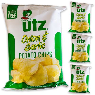 Utz Garlic Onion Potato Chips - Delicious Tangy Onion Garlic Seasoning - (4, 2.75oz bags)