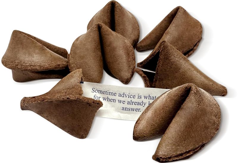 Soeos Chocolate Fortune Cookies, Fortune Cookies Individually Wrapped Bulk, Approx 50 Cookies, Individually Packed Crisp Cookies with Fun, Traditional Chinese New Year Fortune Cookie, Chocolate Flavor