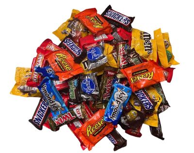 3.0lbs Chocolate Halloween Candy Bulk Variety Pack Mix - Fun Size Candy Bulk Chocolate Halloween Candy Individually Wrapped - Perfect for Parties, Kids, Family Friends!