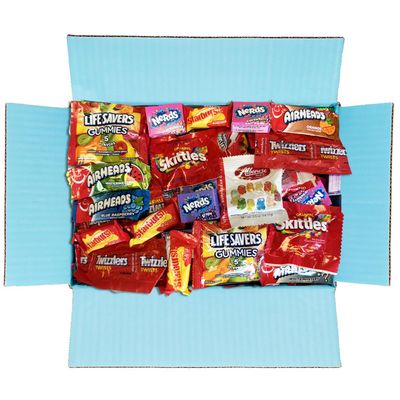 Halloween Bulk Assorted Fruit Candy - Starburst, Skittles, Gummy Life Savers, Air Heads, Jolly Rancher, Sour Punch, Haribo Gold-Bears, Gummy Bears Twizzlers (96 Oz Variety Pack)