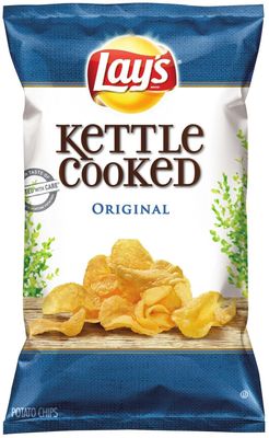 Lay&#39;s Kettle Cooked Chips, Original, 32 Ounce (Pack of 4)