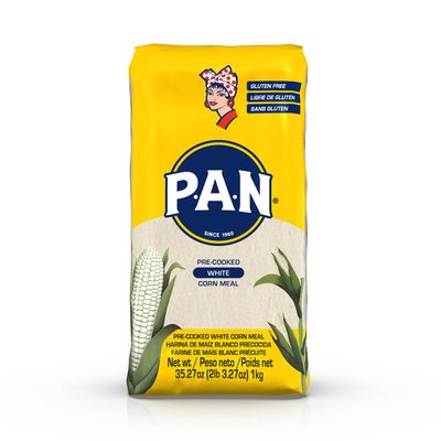 P.A.N. White Corn Meal - Pre-cooked Gluten Free and Kosher Flour for Arepas (2 lb 3.27 Oz Pack of 1)