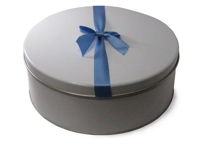 Fresh Baked Chocolate Chip Cookie Tins, Comes in Multiple Sizes Gimmee Jimmy's Authentic Cookies-3 Pound Tin