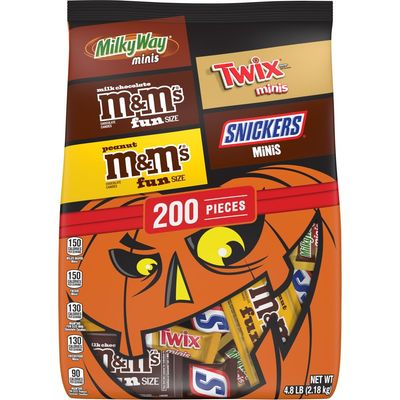 MM&#39;S Milk Chocolate, MM&#39;S Peanut, SNICKERS, TWIX MILKY WAY Milk Chocolate Individually Wrapped Halloween Candy Trick or Treat Variety Pack, 200 Ct Bulk Bag