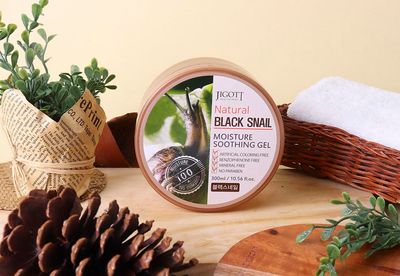 Jigott Natural Black Snail Moisture Soothing Gel 300ml10.56 fl.oz - Artificial Coloring Fee, Benzophenone Free, Mineral Free, No Paraben (Black Snail)