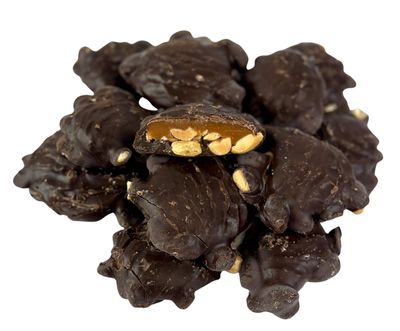 Cozy Confections Dark Chocolate Caramel Peanut Clusters, 1 Pound
