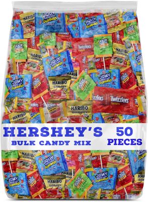 HersheyBulk Candy Mix, 50 Pieces, Assorted Varieties with Joly Rancher, Harbo, Twizlers