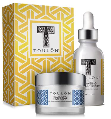 Vitamin C Anti Aging Skin Care Kits; Women Beauty Gifts: Vitamin C Serum with Hyaluronic Acid and Vit C Moisturizer for Face for Night Day; Gift Set Kit