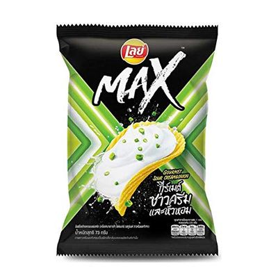 LAYS Maxx Brand,Crispy Potato Chips Gourmet Sour Cream and Onion,73g X 2 Packs,Small
