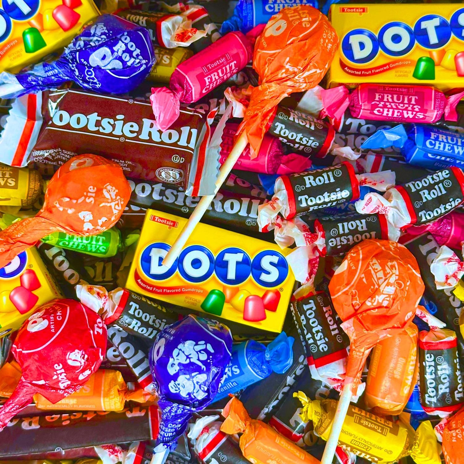 Tootsie Roll American Vintage Mix Assorted Candy Sampler Variety Pack Tootsie Pops, Fruit Chews, Tootsie Rolls Dots Fun Size Peanut Gluten Free Treats (1-Lb)
