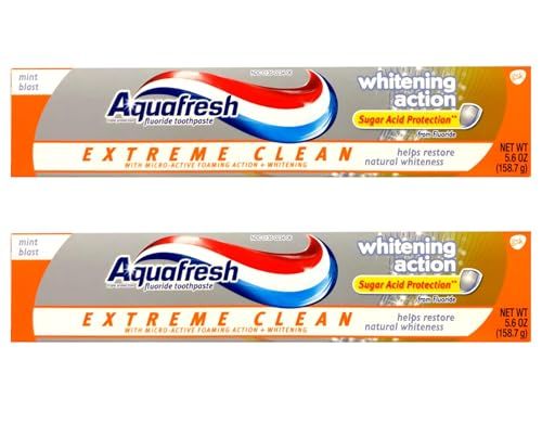 Aquafresh Extreme Clean Whitening Action Fluoride Toothpaste, Mint Blast, 5.6 oz (Pack of 2)