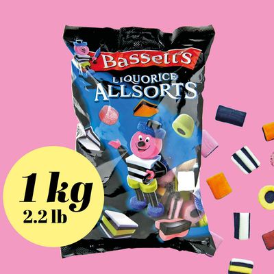 VINTERLAND - Allsorts Licorice Mix English Bundle - Bassetts Licorice Allsorts - Malaco Swedish Candy Allsorts - Skippers Old Fashioned Black Licorice Pipes - All Sorts Licorice Mix Original