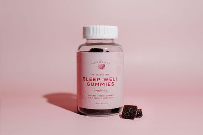 The Elderberry Co. Sleep Well Melatonin-Free Gummies for Deep, Restorative Sleep, L-Theanine, Passionflower, Lemon Balm