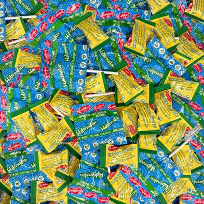 Koochikoo Organic Sugar-Free Hard Candy Mix - 8 Ounce Pack 46 Count - Watermelon Lollipops and Lemon Drops - Gluten-Free - Vegan