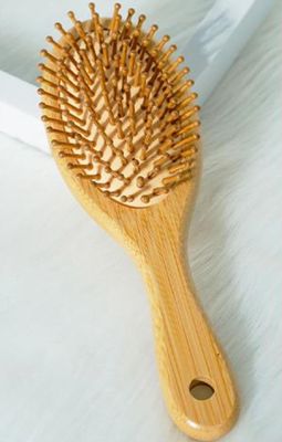 Bamboo Bristle Hair Brush, Wooden Scalp Massager Brush, Wooden Hair Comb with Handle for Women and Men, Wooden Detangler Comb for Hair Growth