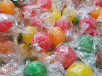 Bayside candy Sour Balls Bulk Hard Candy Wrapped Tangy Fruit Sour Balls Assorted Orange Lemon Strawberry Cherry Green Apple Candy (1LB)