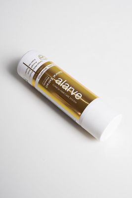 Alarve Luxury Shampoo - ProcapiL Biotin Panthenol - Natural Extracts Vitamin-Infused - Enriched with Ozonized Olive Oil - Anti-Hair Loss Hair Growth Shampoo - Deeply Nourishing Formula - 200ml