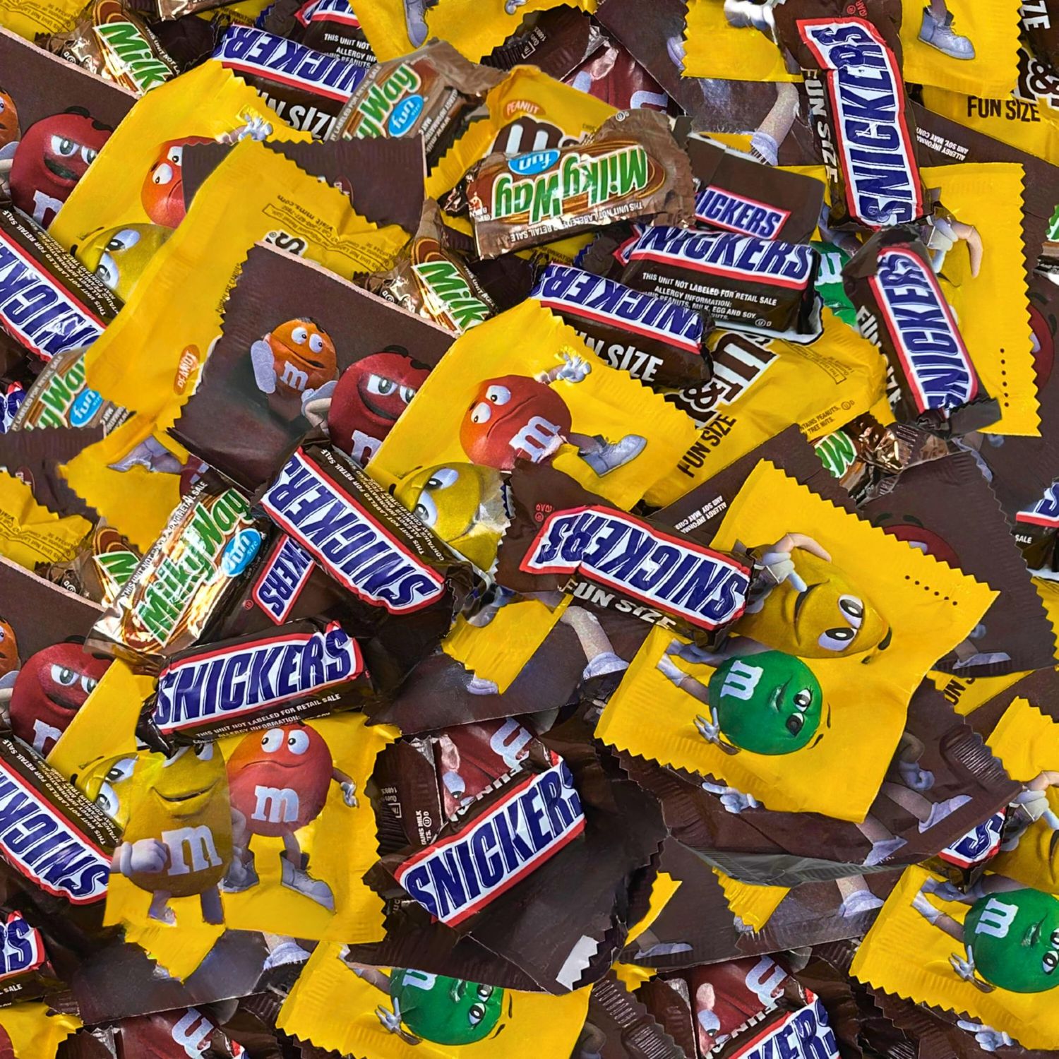 ASSORTIT X Mars Collab Holiday Mix - Peanut Chocolate Favorites Sampler Variety Pack, 1.5 Lb Assortment - Snickers, Peanut MMs, Milky Way Fun Size, Individually Wrapped