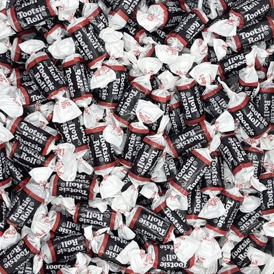 Fruidles Tootsie Original Chocolatey Tootsie Twist Midgees Roll, Peanut-Free, Gluten-Free, Kosher Certified, Individually Wrapped, (Half-Pound)